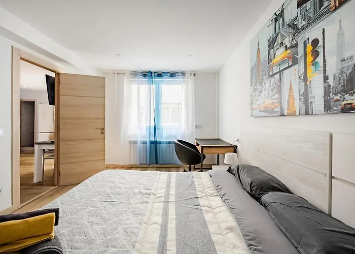 Recomendado Wifi 12 Min Ayto 4 Habs Dobles Parking * Oviédo